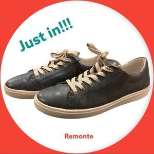 Remonte blue sneakers with silver glitter shoelaces possibly leather size 38